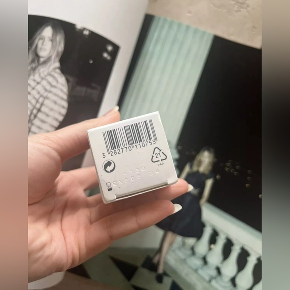 Eau Thermale Avene Physiolift Smoothing Plumping Serum 1 oz Wrinkles NEW 6/24 - Picture 2 of 2